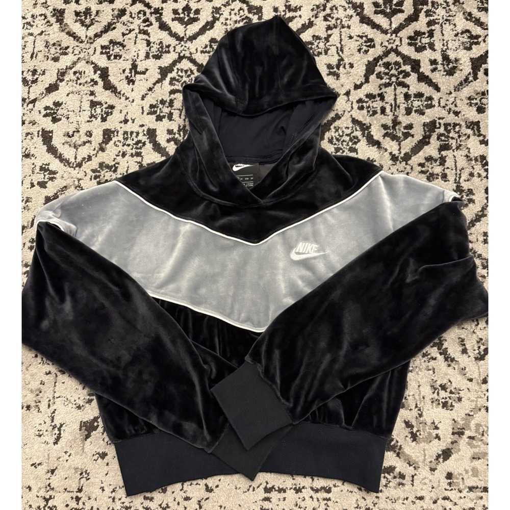 Nike Black Velour Cropped Track Jacket BV5046-010 Womens Size XS Velvet